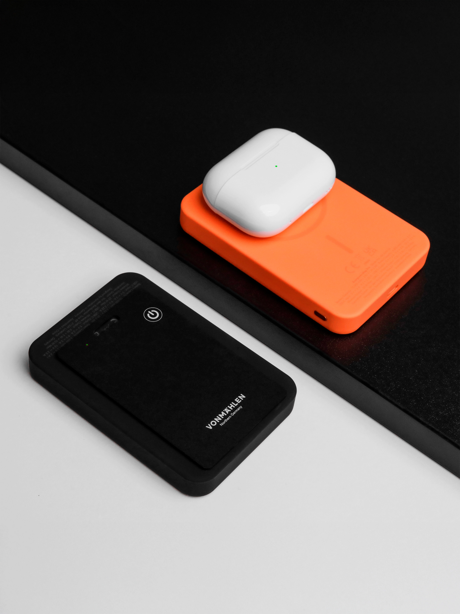 Vonmahlen Evergreen Mag Pro 25W - 10,000 mAh Power Bank - Orange