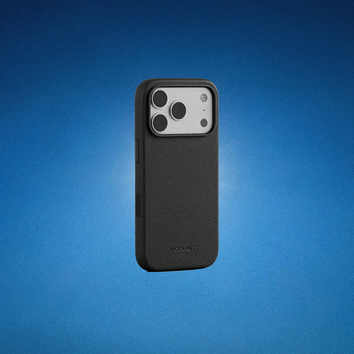 Woolnut Leather Case for iPhone 18 Pro - Black
